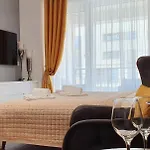 Royal * Brasov
