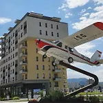Royal * Brasov