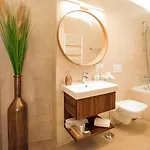 Royal Apartment *