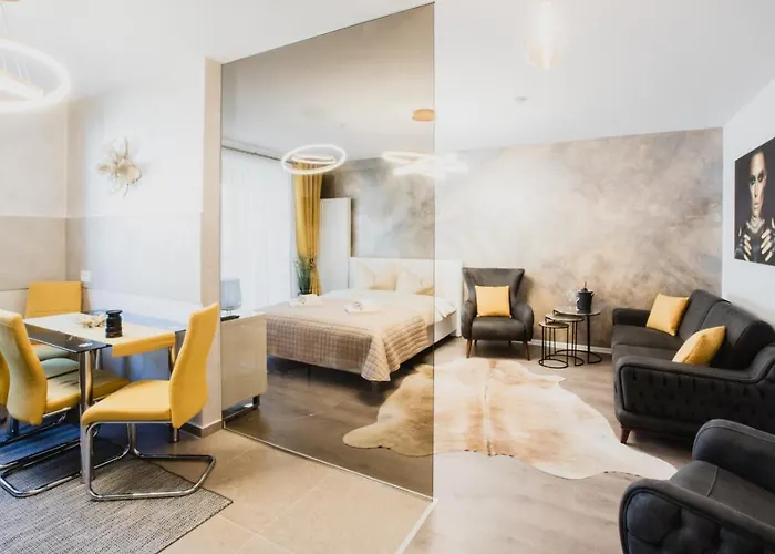 Royal * براشوف